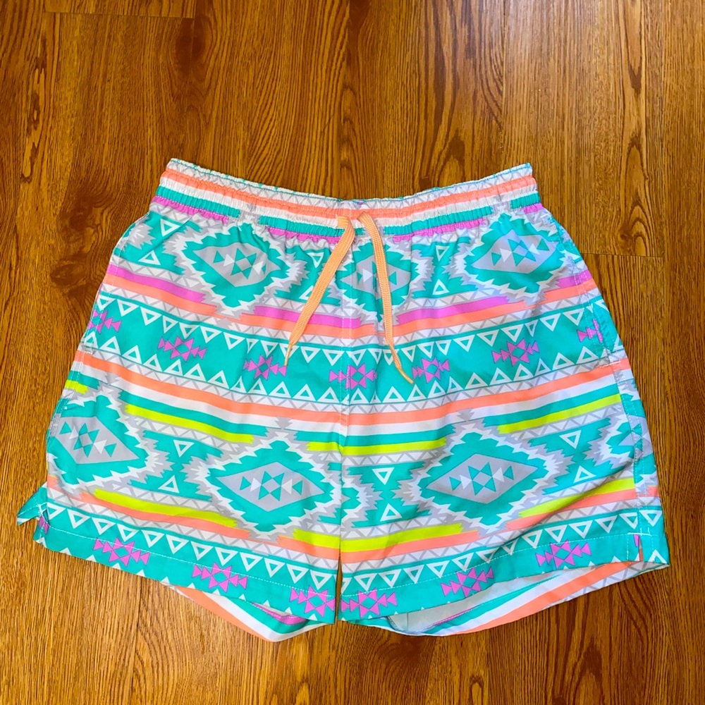 The En Fuegos 5.5" Stretch (Zipper Back Pocket)